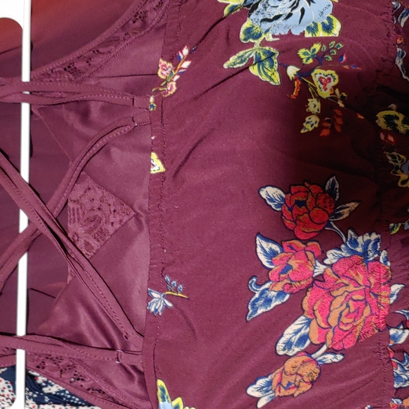 Beautiful Flower Dress - Picture 8 of 9